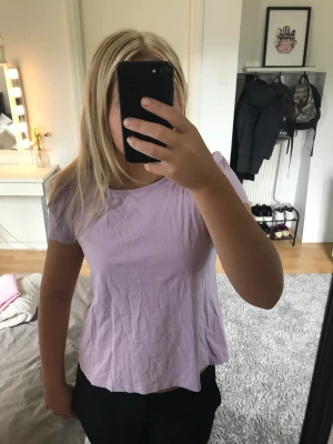 T shirt lager 157 - Jättefin T-shirt från lager 157. Det är storlek 150 men passar även mig som brukar ha storlek xs-s 💜
