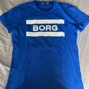 Björn Borg t-shirt  - Som ny och väldigt bra material, aldrig använt men har legat i garderoben nåt år St: S