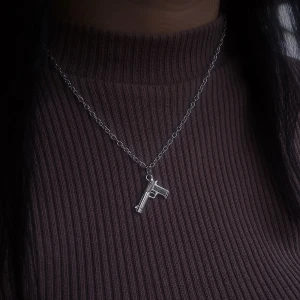 Pistol Halsband - handgjort pistolhalsband 2 st kvar <3 kika in min instagram - se.kitty