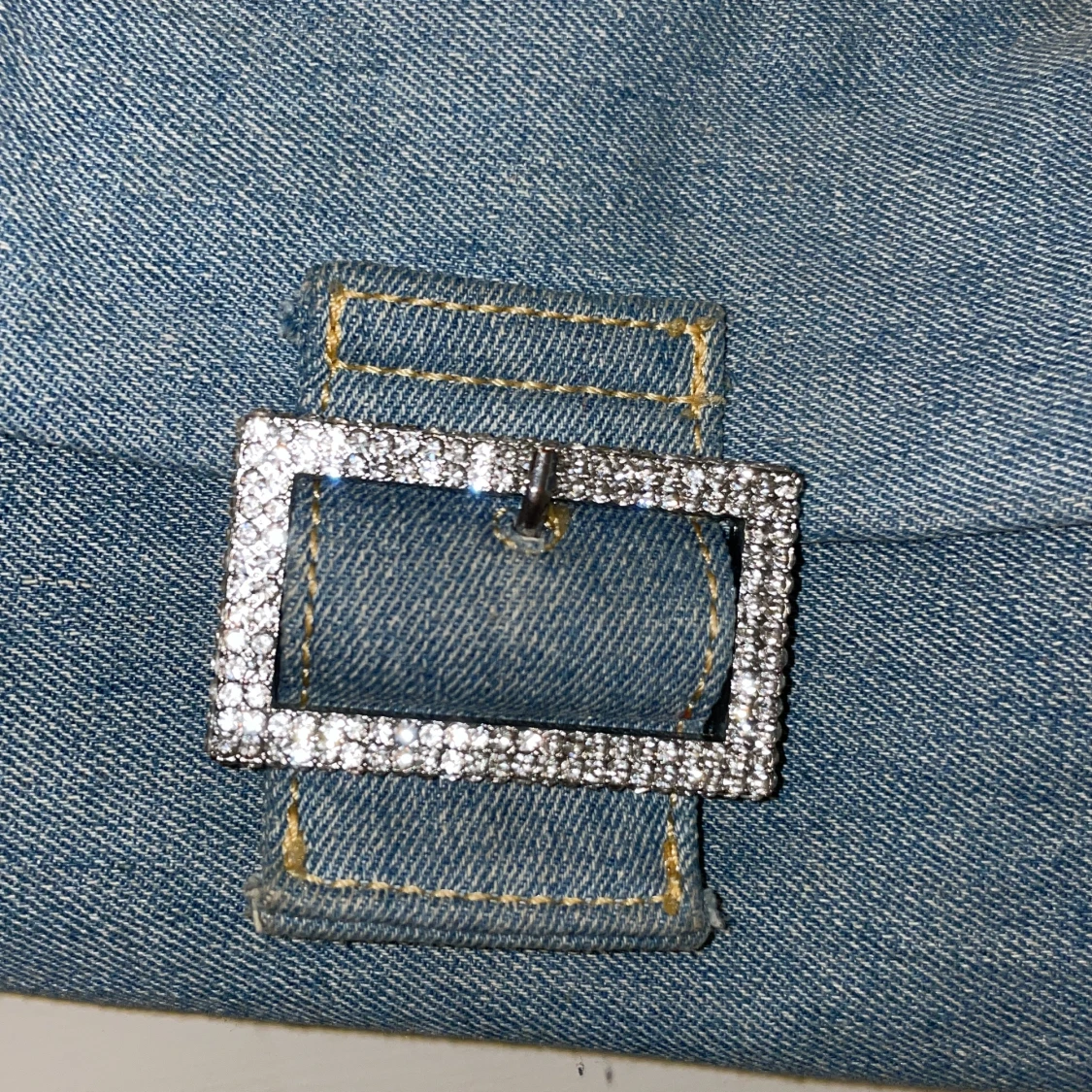 Väska i jeanstyg - 90