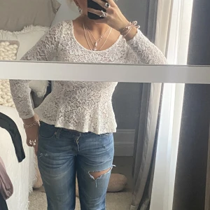 Spets tipp - Säljer denna as snygga spetstoppen😍😍😍