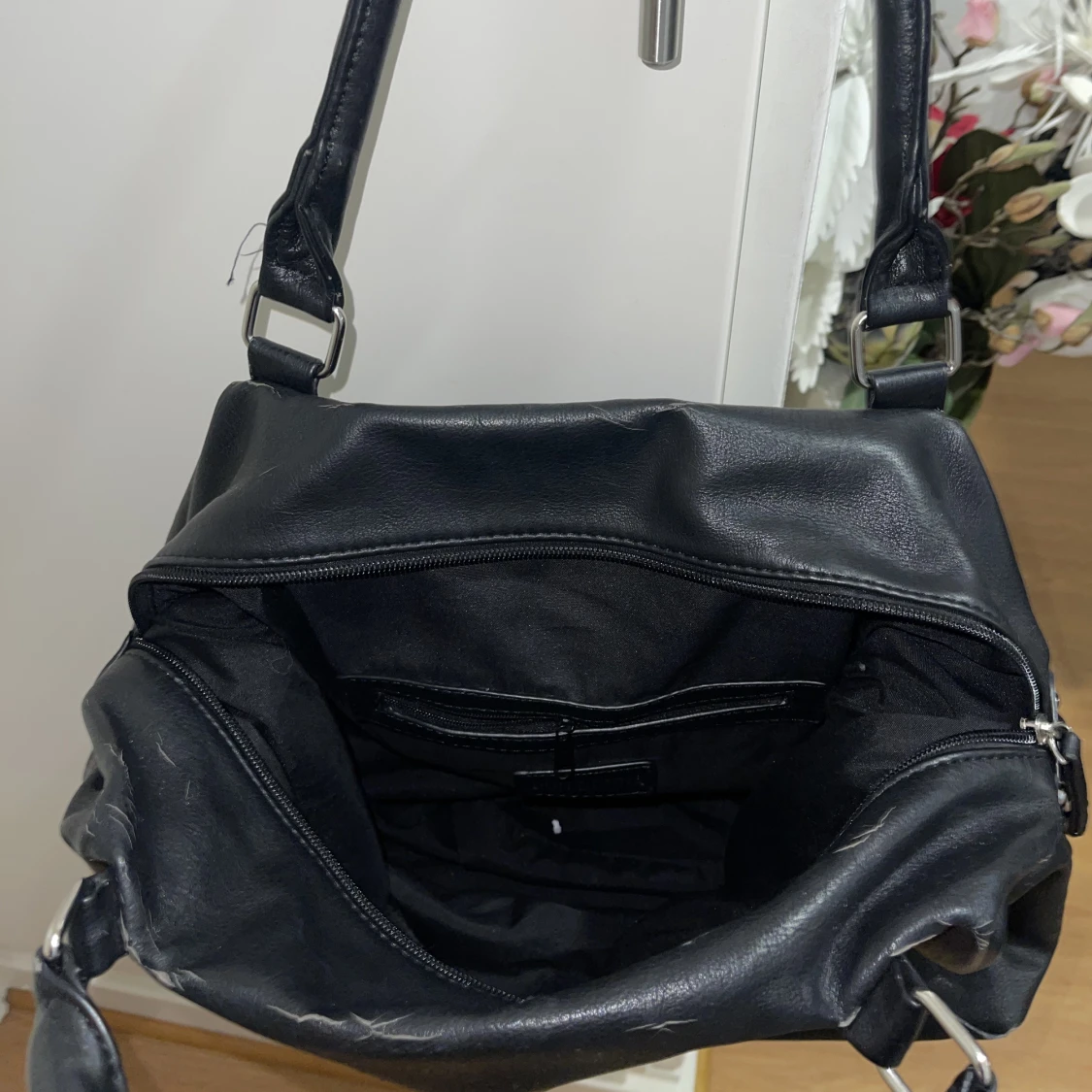 Jätte vacker svart handväska 