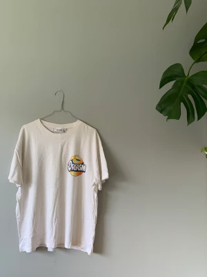 Oversize tshirt Weekday - Oversize