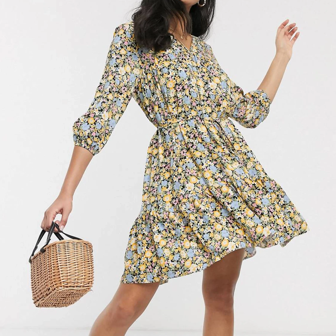 Blommig sommarklänning