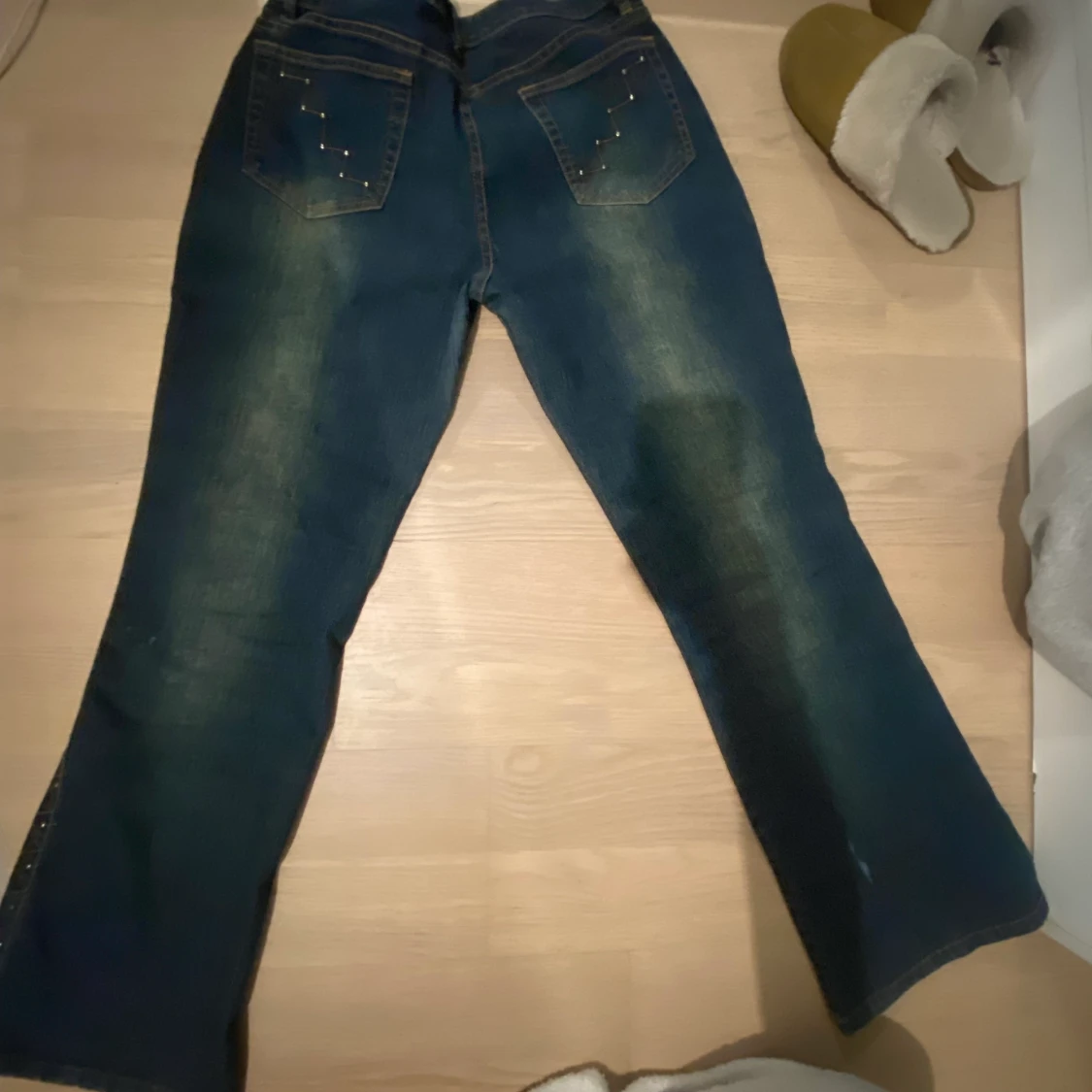 Vintage jeans med fina detaljer! - 91