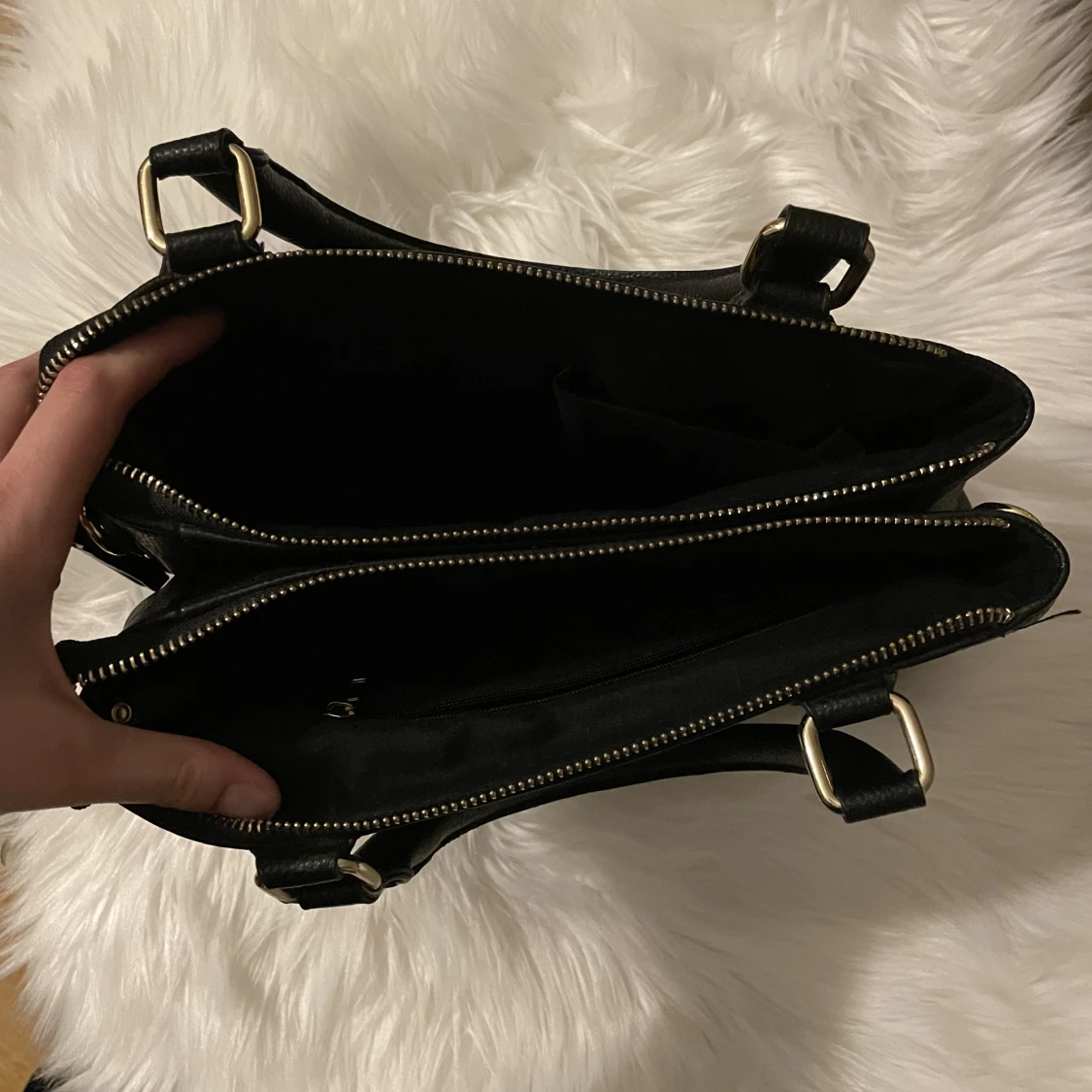 Svart väska - 91