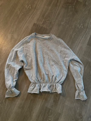 Tröja Noisy May - Tröja från Noisy May. Storlek M