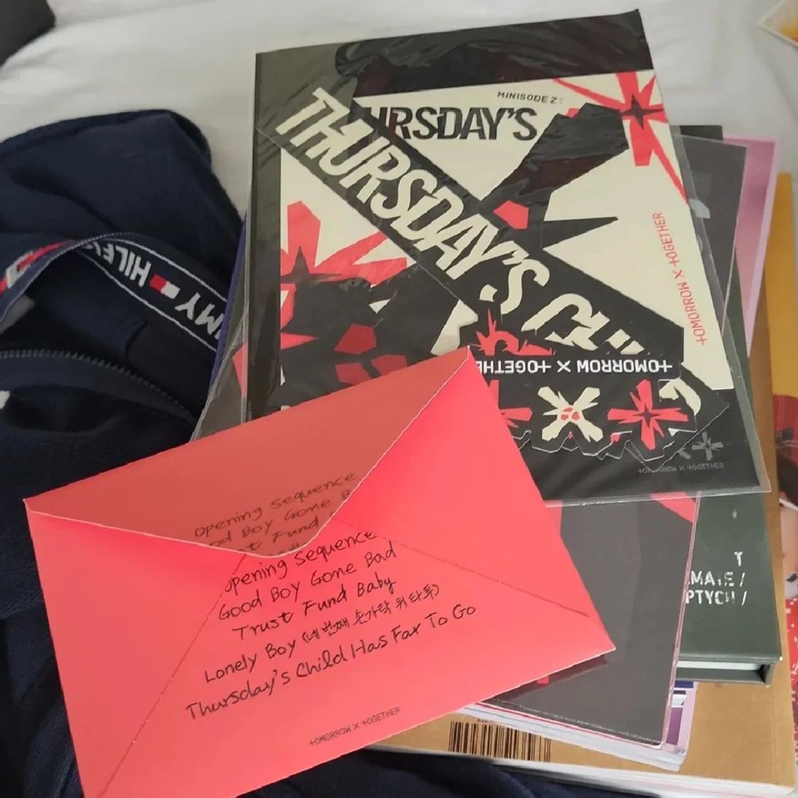 TXT Thursday's child album - 90