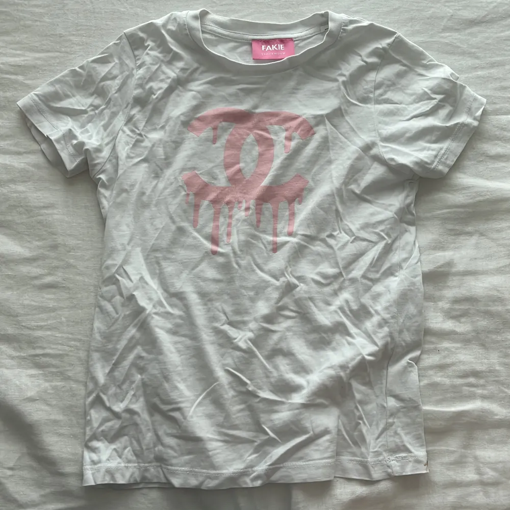 Superfin tröja från Jackie⭐️ märket är fakie och dom har slutat gör dom.. T-shirts.