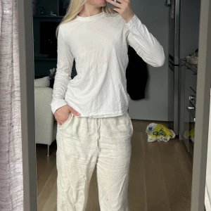 Långärmad t-shirt - Liten fläck på framsidan