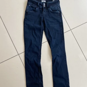 Pepe jeans - Supersnygga raka jeans från pepe som tyvärr blivit för små🫶🏼