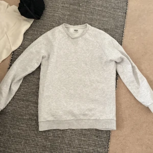 Weekday tröja - Oversized tröja från weekday! 💗