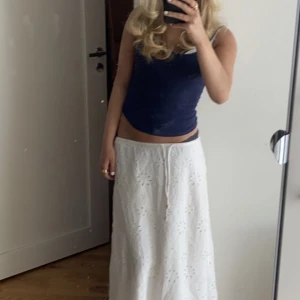 Långkjol!! - Så fin långkjol ifrån hm, sparsamt använd!!