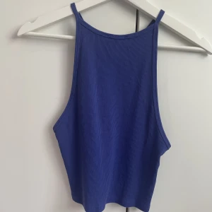 Linne - Blått/lila linne från Zara💙