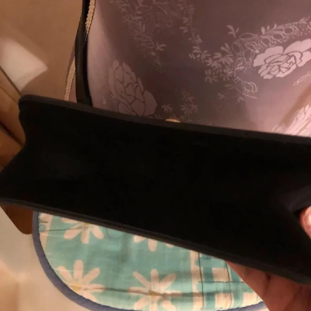 Från Riverisland. I fint skick och använd några ggrZ Tar Swish eller paypal . Laukut & Käsilaukut.