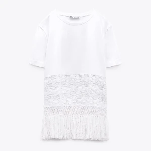 T-shirt  - Söt T-shirt från zara. Använd 1 gång. 