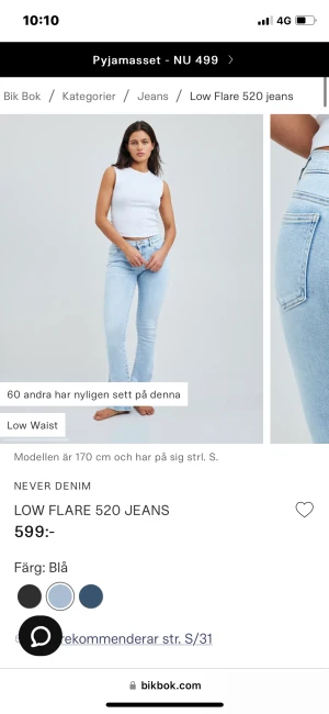Ljusblåa jeans  - Säljer min låg midjas ljusblåa jeans från Bikbok kommer inte till användning använd några gånger så dom är lite slitna längst ner man kan se på bilden annars är dom som nya💕 skriv för bättre bilder. Passar mig som har xs men dom är strechiga.