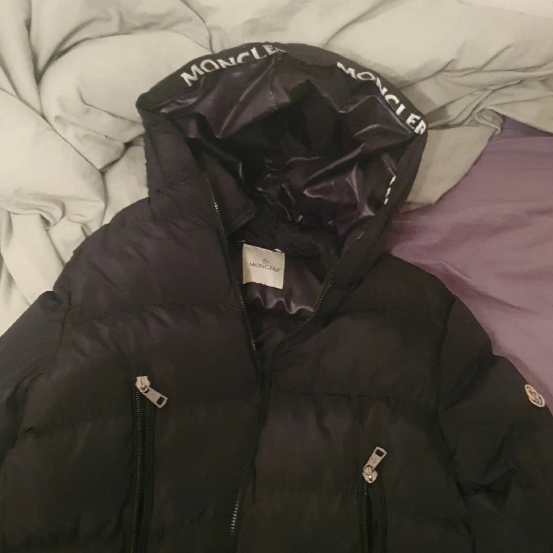 Moncler jacka - 90