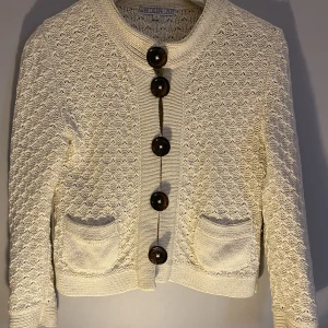 Dagmar kofta - Supersöt kofta från Dagmar i bra skick!!!