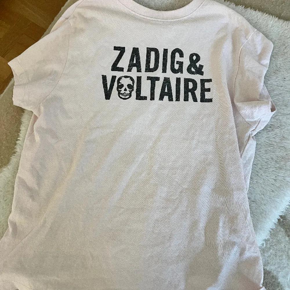 Fin och baby rosa Zadig T-shirt i gott skick 💗. T-shirts.