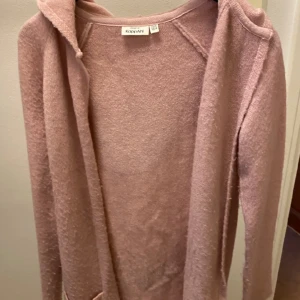 Cardigan  - Rosa Kappahl cardigan💕 