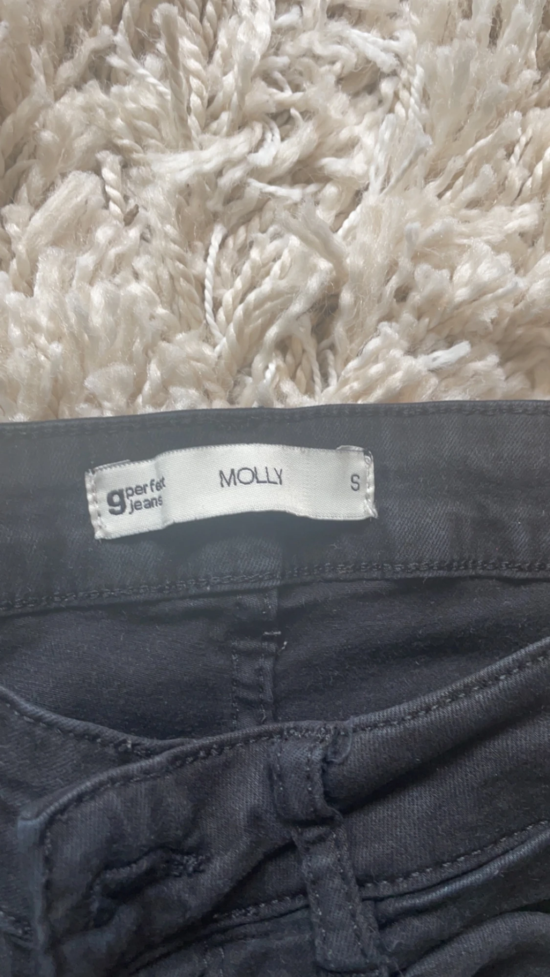 Svarta Jeans i bra skick - 90