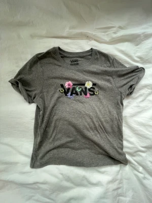 Tröja - Fin tröja från vans!🤗