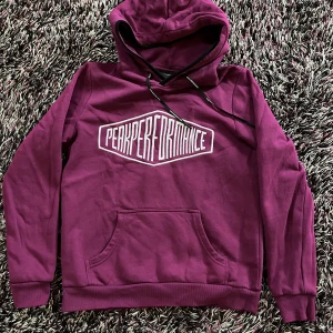 peakperformance hoodie - äkta peak, knappt använd, pris går att diskutera vid snabb affär