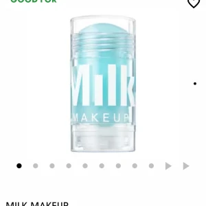Milk - Säljer denna cooling water eye stick använd två gånger ifrån sephora. Köparen står för frakten OBS vill inte byta eller att frakten ska ingå i priset. Köpt för 170kr📦💕