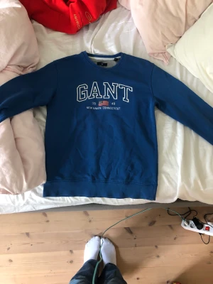 Gant tröja - Kommer tyvärr inte till användning jätte fint skick som ny köparen står för frakten❤️