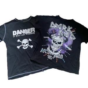 Emo t-shirts  - Två stycken coola baby emotees! 