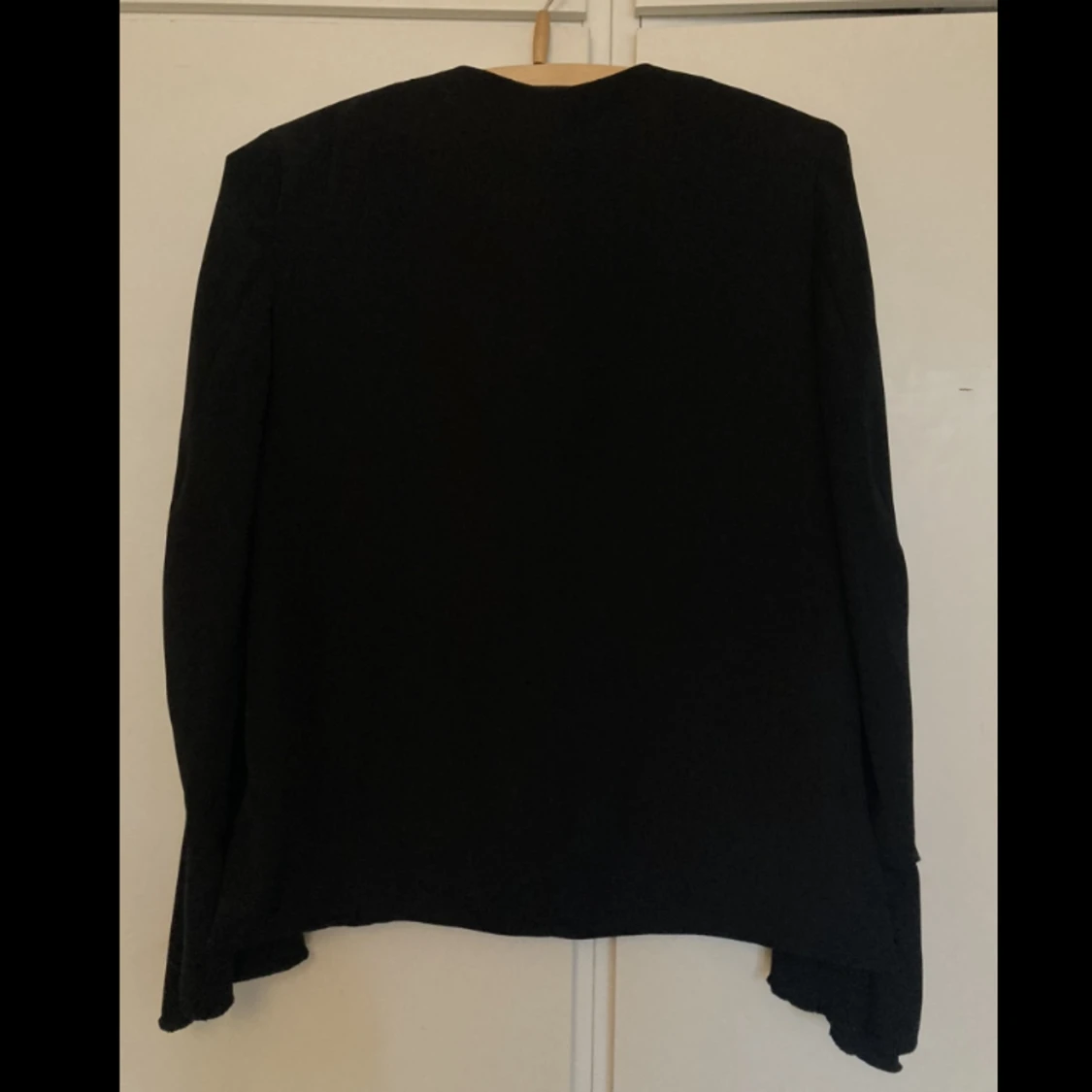 Svart topp/jacka - 91