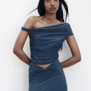 Zara topp - Så fin topp från zara! Köpt för 259kr! 