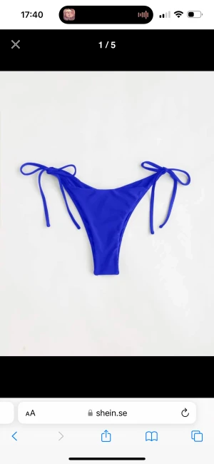 Blå bikini trosa  - Super fin string bikini köpt från shein men helt oanvänd. Lappen kvar. Är för stor så ej använd 