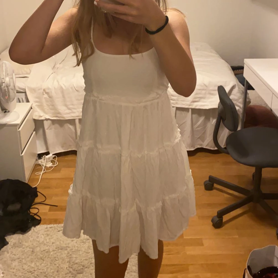 vit klänning - 90