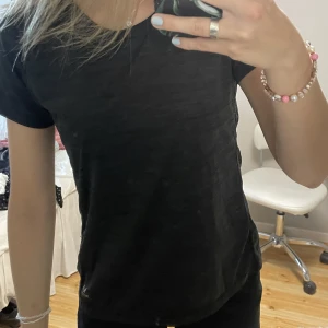 Träningströja - Träningströja från soc i storlek s. 30kr+frakt!