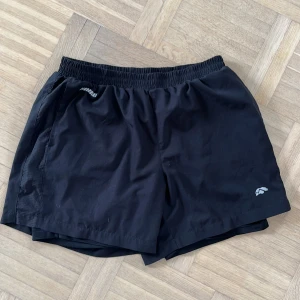 Träningsshorts  - Svarta träningsshorts storlek m