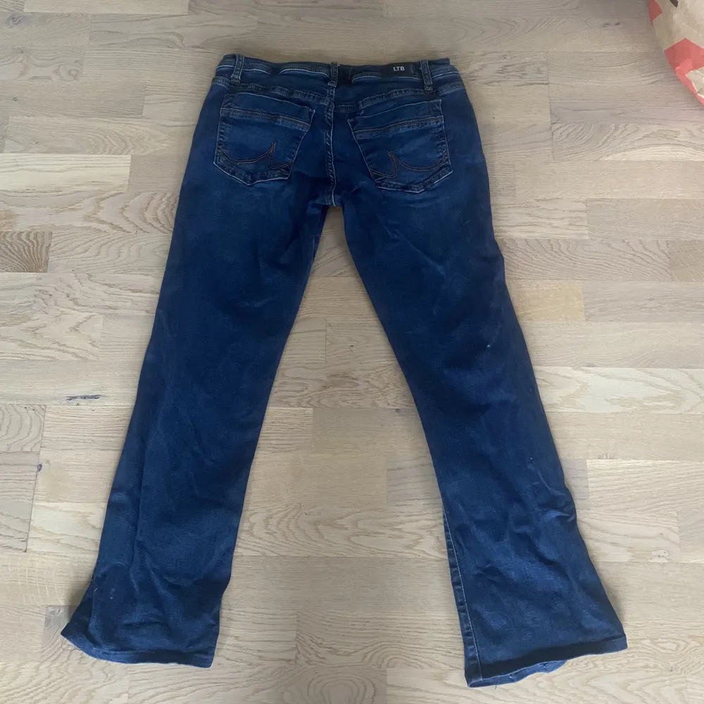 Assnygga LTB jeans som inte kommit till användning alls pga köpte fel storlek 🩷 Pris kan diskuteras!!. Jeans & Byxor.