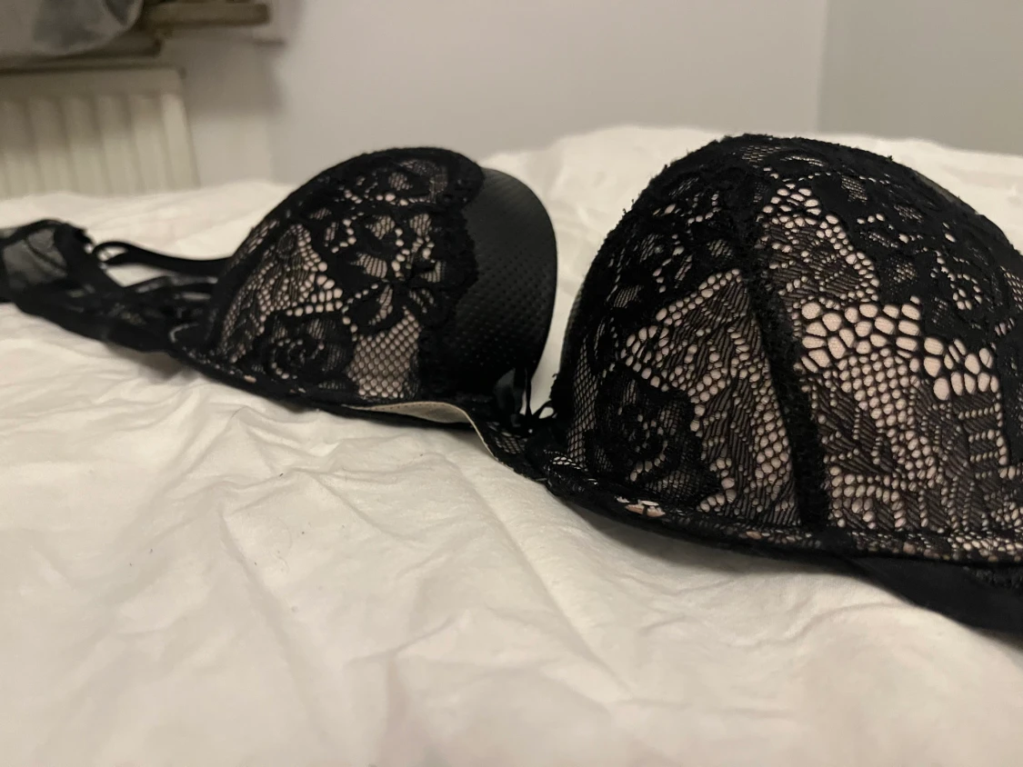Bh med spets