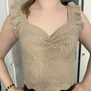 Stickat linne/topp - Helt oanvänd endast provad 