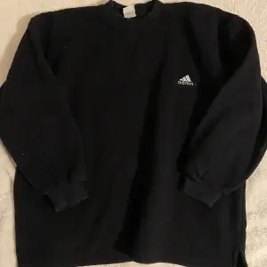 Addidas Black Sweater, vintage style, oversized. L excellent kept quality.