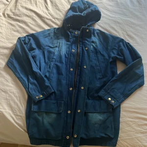 Denim jacket - Thin denim jacket. Barely used. Like new. 