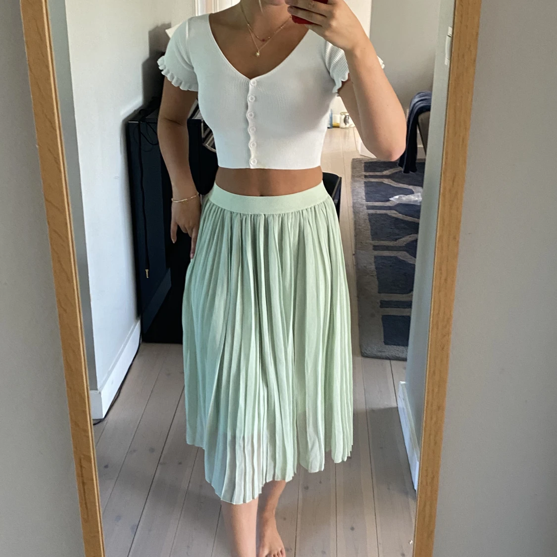 Mintgrön Midi kjol och vit topp