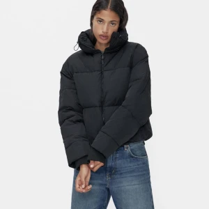 Dunjacka - Dunjacka från zara! Använd fåtal gånger. 