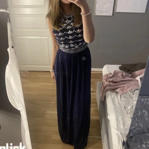 Aftonklänning  - Fin klänning till finare tillfällen 🥰