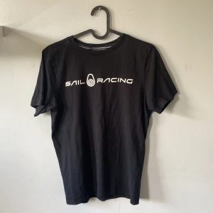 T-shirt  - kommer ej till användning längre!