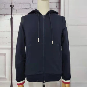 Moncler Hoodie - Använd i bra skick!