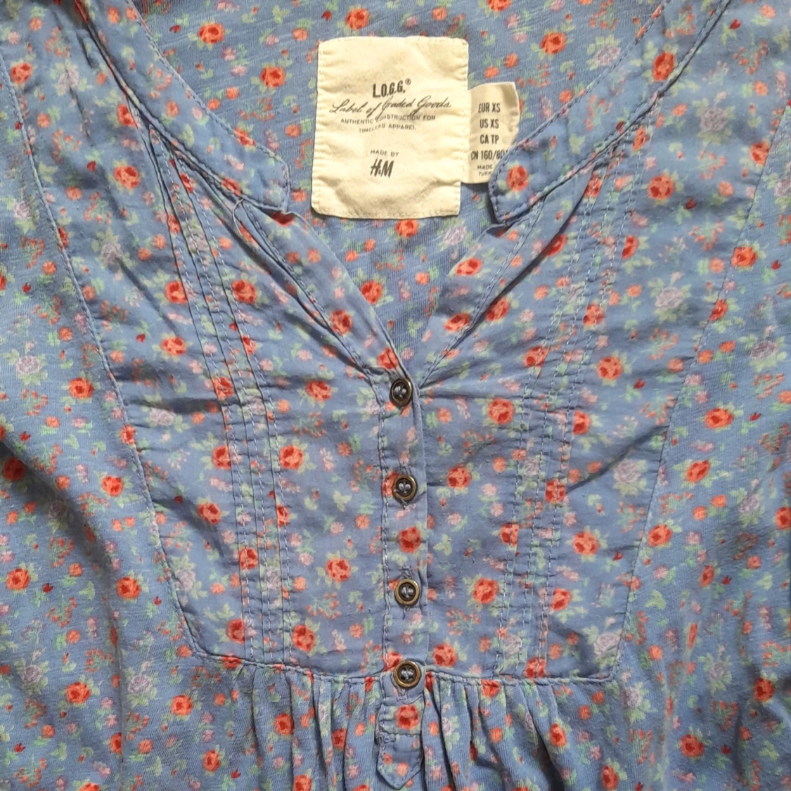 Blå söt blus med blommigt mönster - 90