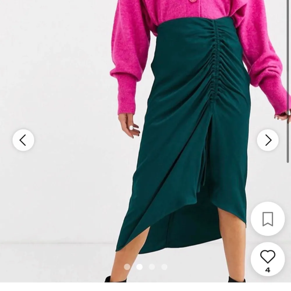 Super fin kjol från & Other stories. Aldrig använd men köpt ca 2020.. Kjolar.