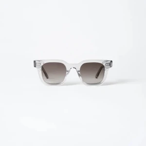 Chimi 04 grå - Säljer mina Chimi 04 i färgen grå. De är i bra skick inga repor. Allt og medföljer. Kom pm för bilder!